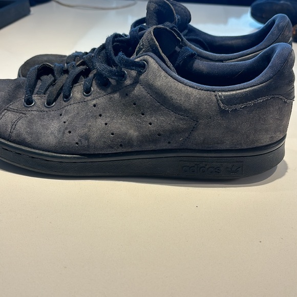 Adidas Stan Smith navy suede shoes size 10.5 - Picture 2 of 5